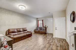 350 NE 37th Pl, Homestead, FL 33033, Sold 03/04/25