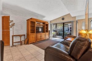 8100 NW 15th Manor, Plantation, FL 33322, Sold 03/10/25