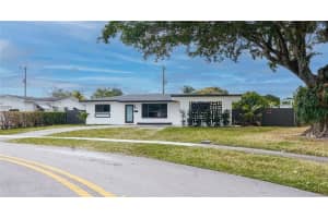 6960 SW 8th St, Pembroke Pines, FL 33023, Sold 05/09/25