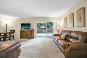 915 W 80th Pl, Hialeah, FL 33014, Sold 02/18/25