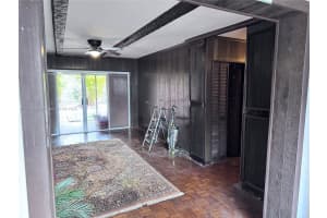 9211 SW 20th St, Miami, FL 33165, Sold 02/13/25