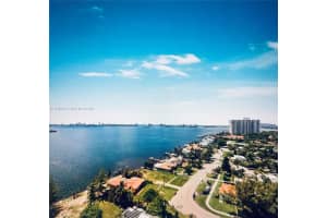 11111 Biscayne Blvd 4e, Miami