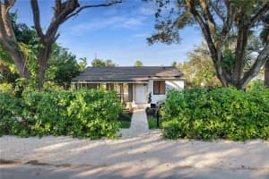 1645 NE 7th Pl, Fort Lauderdale, FL 33304, Sold 04/07/25