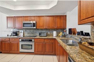 7530 SW 102nd St, Pinecrest, FL 33156, Sold 03/07/25