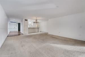 6438 Milk Wagon Ln, Miami Lakes, FL 33014, Sold 02/11/25