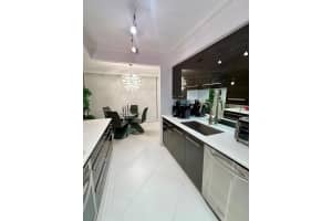19667 Turnberry Way, Miami, FL 33180, Sold 05/16/25
