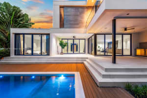 930 NE 74th St, Miami, FL 33138, Sold 04/10/25