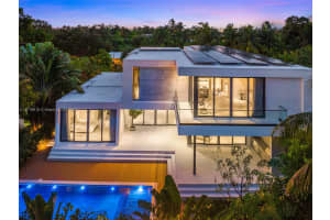 930 NE 74th St, Miami, FL 33138, Sold 04/10/25
