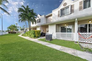 17515 NW 67th Ct, Hialeah, FL 33015, Sold 02/24/25