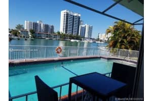 7920 East Dr 6, North Bay Village