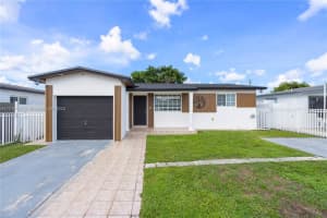 75 W 37th St, Hialeah, FL 33012, Sold 04/04/25