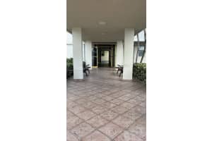 2855 Leonard Dr, SUNNY ISL BCH, FL 33160, Sold 04/07/25