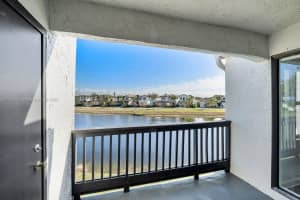 735 SW 113th Way, Pembroke Pines, FL 33025, Sold 04/01/25