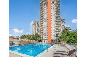 1301 Miami Gardens Dr, Miami Gardens, FL 33169, Sold 04/08/25