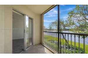 13800 SW 14th St, Pembroke Pines, FL 33027, Sold 05/14/25