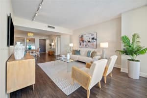 21205 Yacht Club Dr, Aventura, FL 33180, Sold 03/13/25