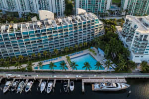 2950 NE 188th St APT 406, Aventura, FL 33180, - MLS#A11719303