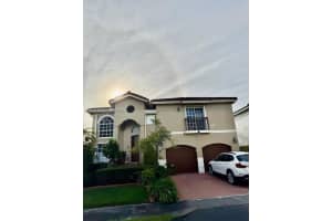 4630 SW 154th Pl, Miami, FL 33185, Sold 03/14/25