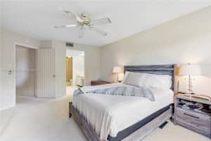 1300 SW 125th Ave, Pembroke Pines, FL 33027, Sold 04/25/25