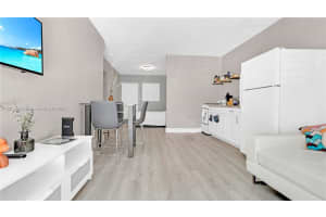 4201 Indian Creek Dr APT 4, Miami Beach, FL 33140, - MLS#A11719492