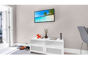 4201 Indian Creek Dr APT 4, Miami Beach, FL 33140, - MLS#A11719492