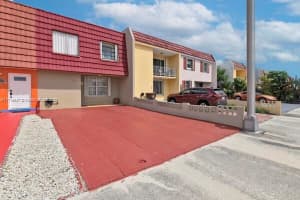 949 W 79th St, Hialeah, FL 33014, Sold 06/30/25