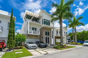 3349 NW 84th Ct, Doral, FL 33166, Sold 04/14/25