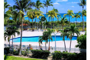 2655 Collins Ave, Miami Beach, FL 33140, Sold 07/31/25