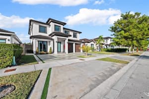 14671 SW 20th St, Miami, FL 33175, Sold 03/19/25