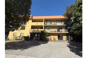 1481 W 41st St 115, Hialeah