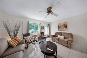 15610 NE 6th Ave APT 8D, Miami, FL 33162, - MLS#A11719932