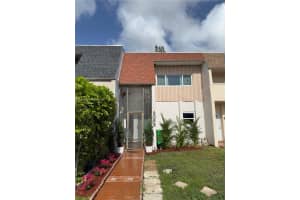 9063 Nw 35 Place, Sunrise