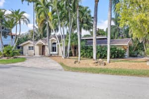 7405 SW 134th St, Miami, FL 33156, Sold 04/22/25