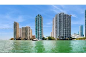 325 Biscayne Blvd, Miami, FL 33131, Sold 05/29/25