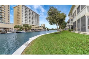450 Paradise Isle Blvd APT 101, Hallandale Beach, FL 33009, - MLS#A11720186