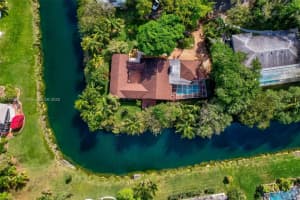 17220 SW 77th Ct, Palmetto Bay, FL 33157, Sold 06/30/25