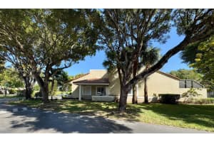 10262 NW 52nd Ln, Doral, FL 33178, Sold 03/12/25