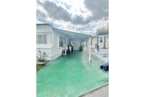 8564 SW 15th Ct, Davie, FL 33324 - MLS#A11720335