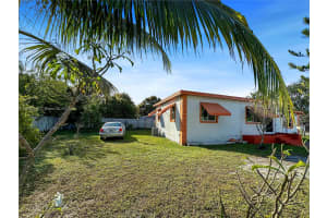 270 NW 118th St, Miami, FL 33168, Sold 03/21/25