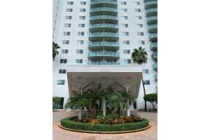 Building B, 19380 Collins Ave, Sunny Isles Beach, FL 33160, Sold 06/20/25