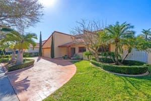 16902 NW 83rd Ave, Miami Lakes, FL 33016, Sold 03/21/25