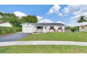 1301 NW 93rd Ave, Pembroke Pines, FL 33024, Sold 03/04/25