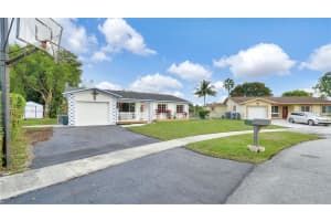 1301 NW 93rd Ave, Pembroke Pines, FL 33024, Sold 03/04/25