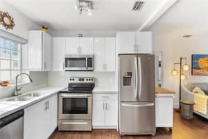 1785 Marseille Dr APT 3, Miami Beach, FL 33141, Sold 05/01/25