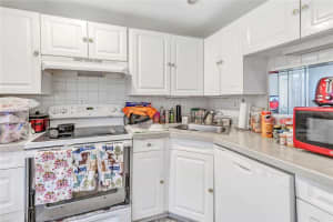 3070 NW 48th Terrace APT 310, Lauderdale Lakes, FL 33313, Sold 05/07/25