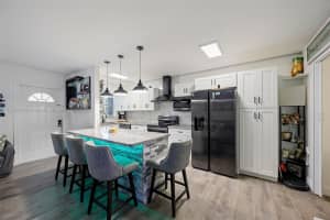 714 Ne 10th St 108, Hallandale Beach