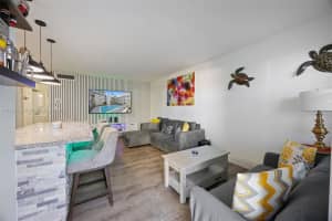 714 NE 10th St APT 108, Hallandale Beach, FL 33009, - MLS#A11720468