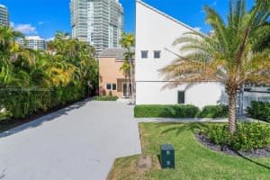 201 Atlantic Isle, Sunny Isles Beach, FL 33160, - MLS#A11720491