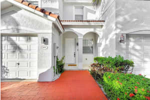 1007 208th Street, Miami, FL 33179 - MLS#A11720536