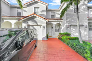 1007 208th Street, Miami, FL 33179 - MLS#A11720536